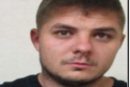 Absconded prisoner last seen on Monmouth Road in Abergavenny