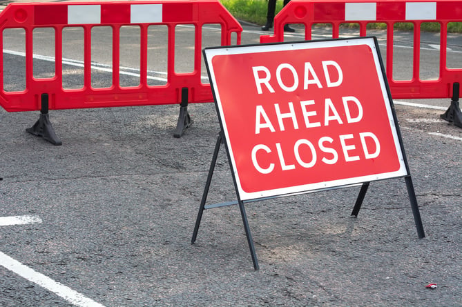 Road closed generic sign