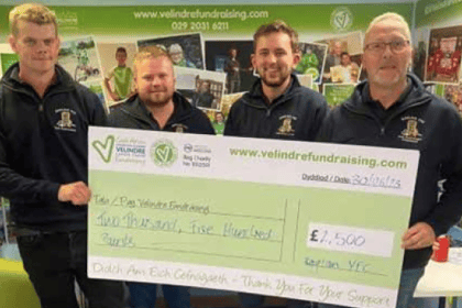 Raglan Young Farmers hand over cash to charity