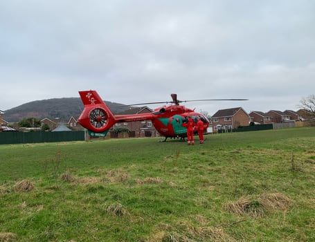 Air ambulance lands at Croesonen Parc in Abergavenny ...