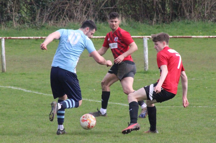 Crick v Cwmcarn (Stuart Townsend)