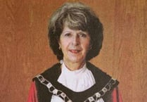 Tributes paid to former Abergavenny Mayor  Sheila Woodhouse