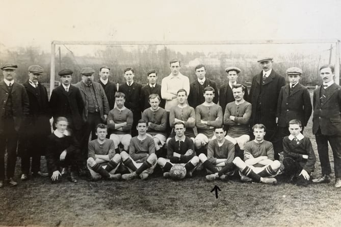 Llanfoist FC 1910 