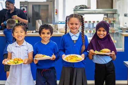 Free school meals for all primary pupils in Wales