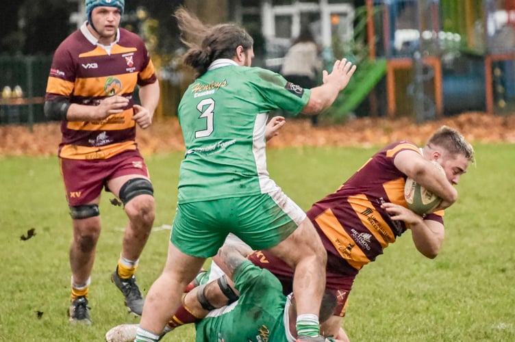 Abergavenny gave the new league leaders a tough challenge