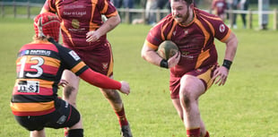 Aber 1st XV push league leaders all the way