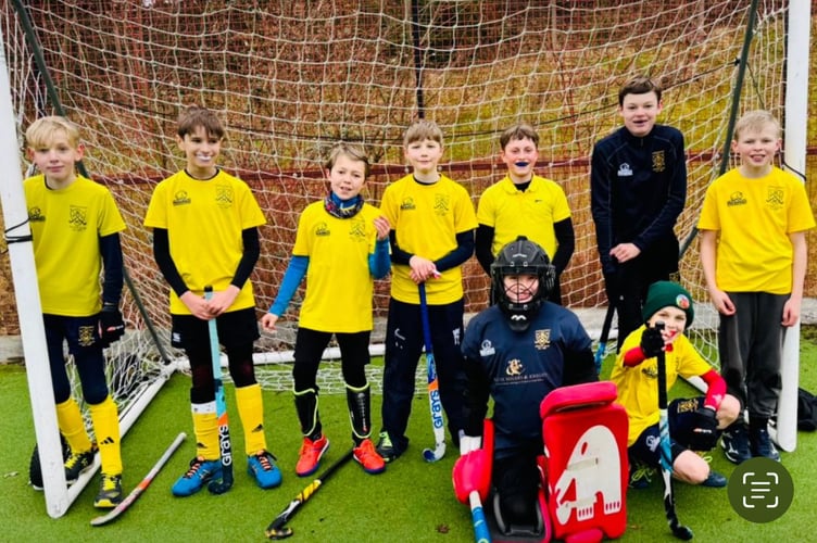 Abergavenny Hockey Club boys' U12s beat Whitchurch 2-1